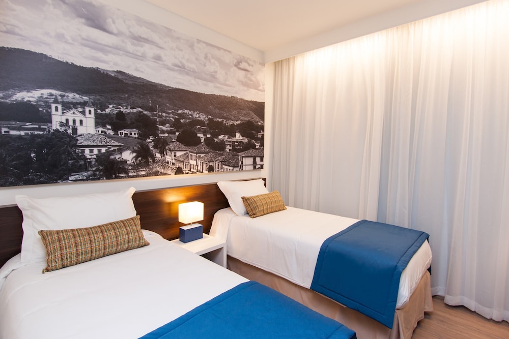 Standard, Twin Beds