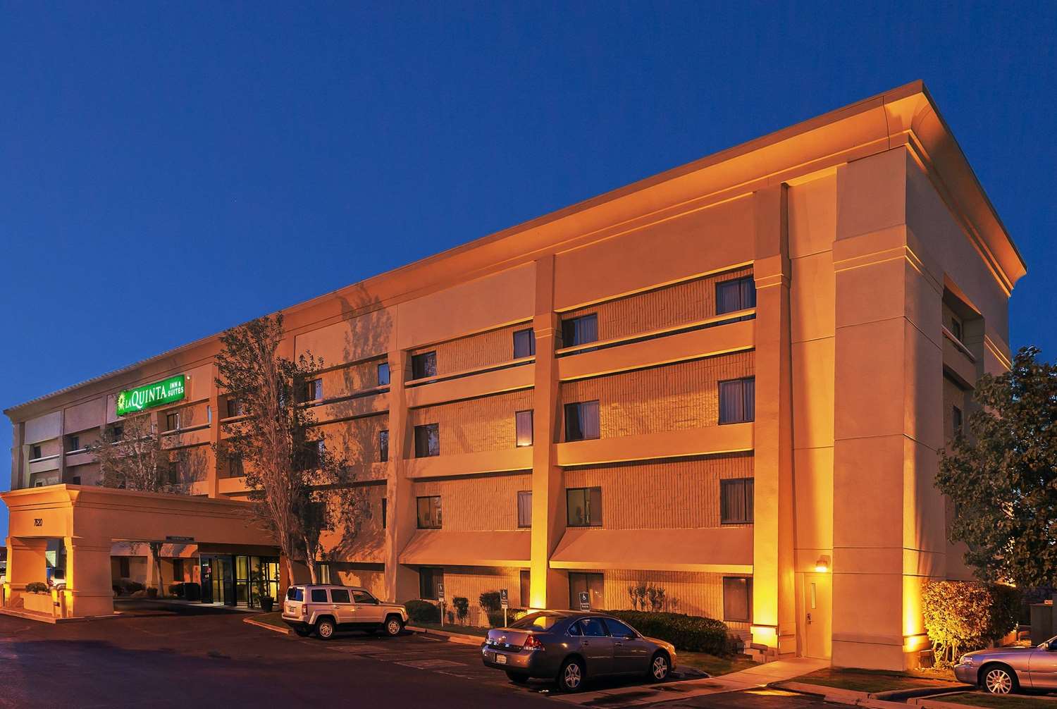 La Quinta Inn & Suites by Wyndham El Paso West Bartlett 2/20