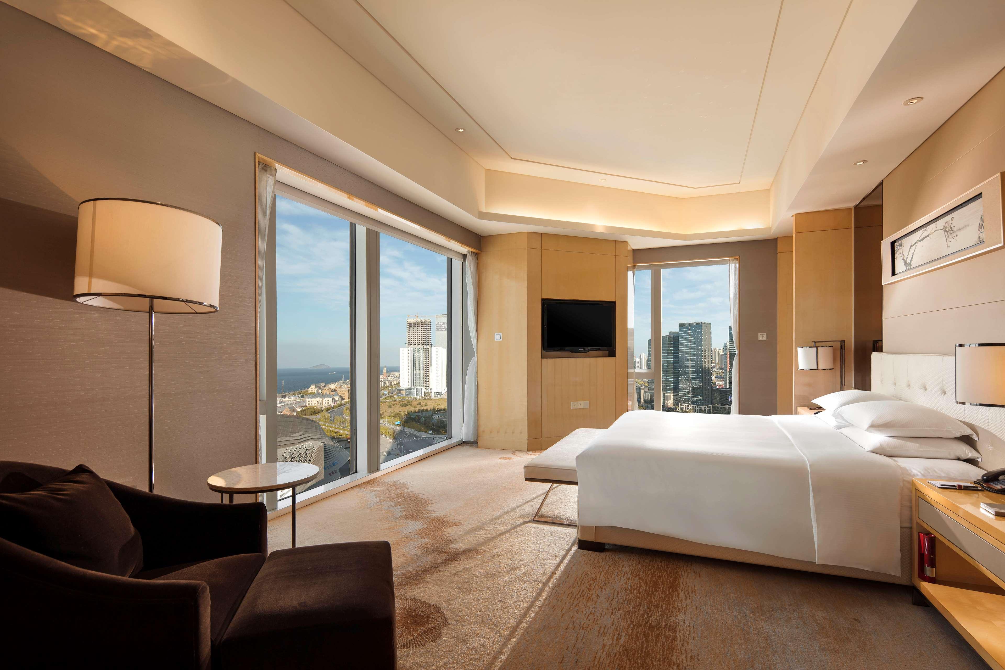 Executive, Suite, King Bed