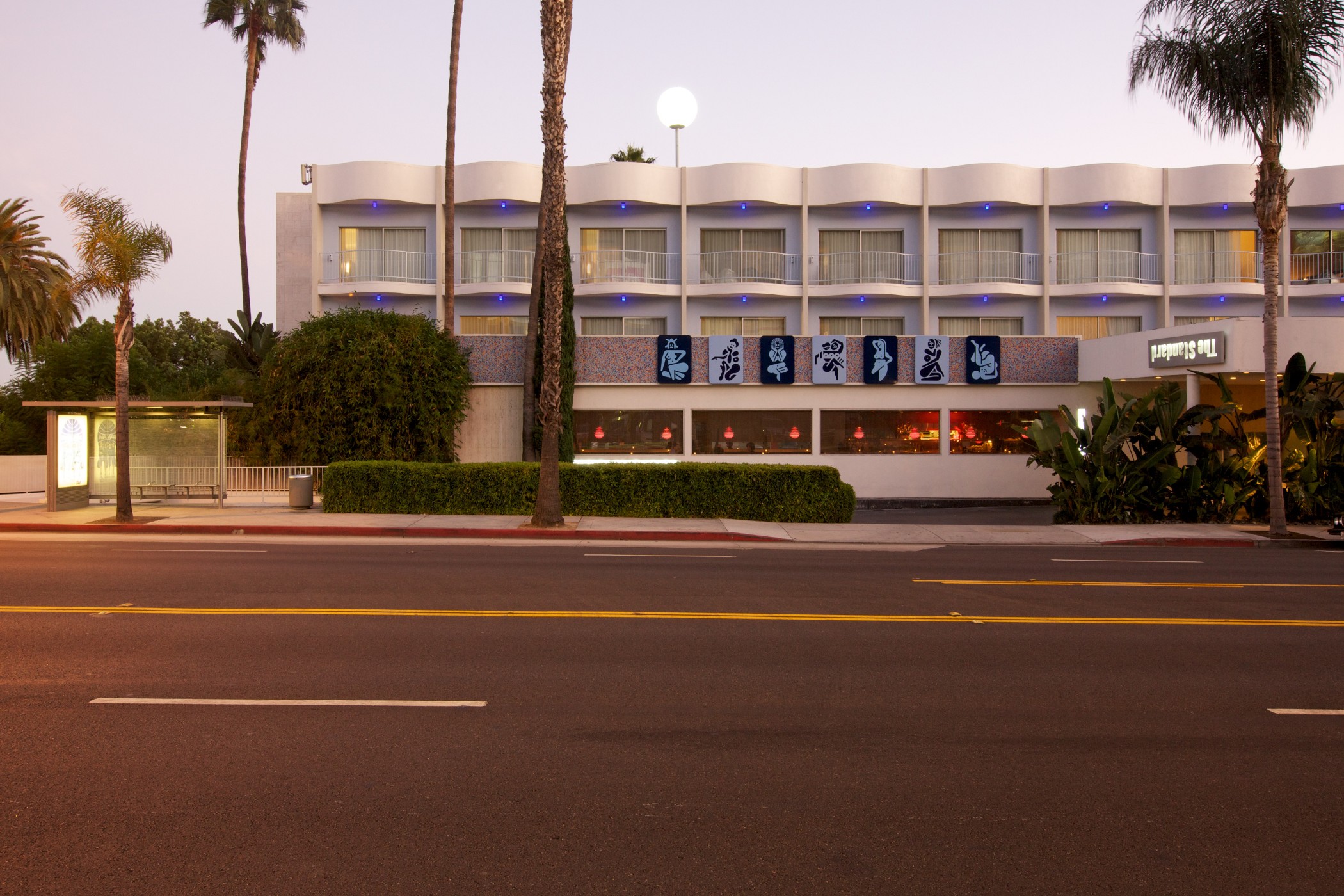 The Standard Hollywood 7/36