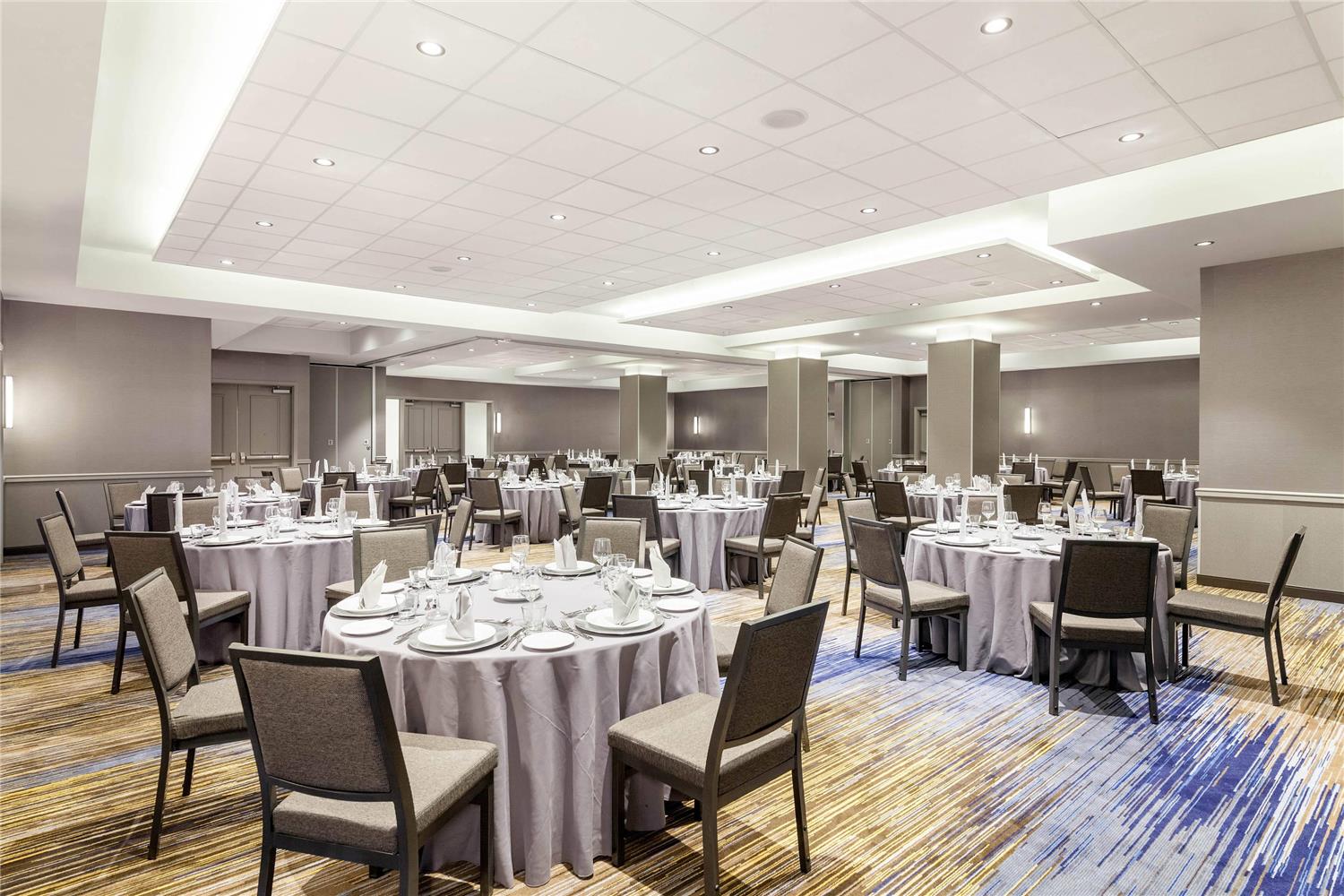 Cambria Hotel Pittsburgh - Downtown 38/41