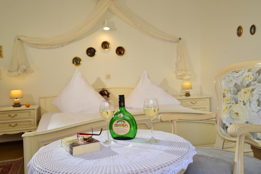 Romantica Hotel Blauer Hecht 22/57