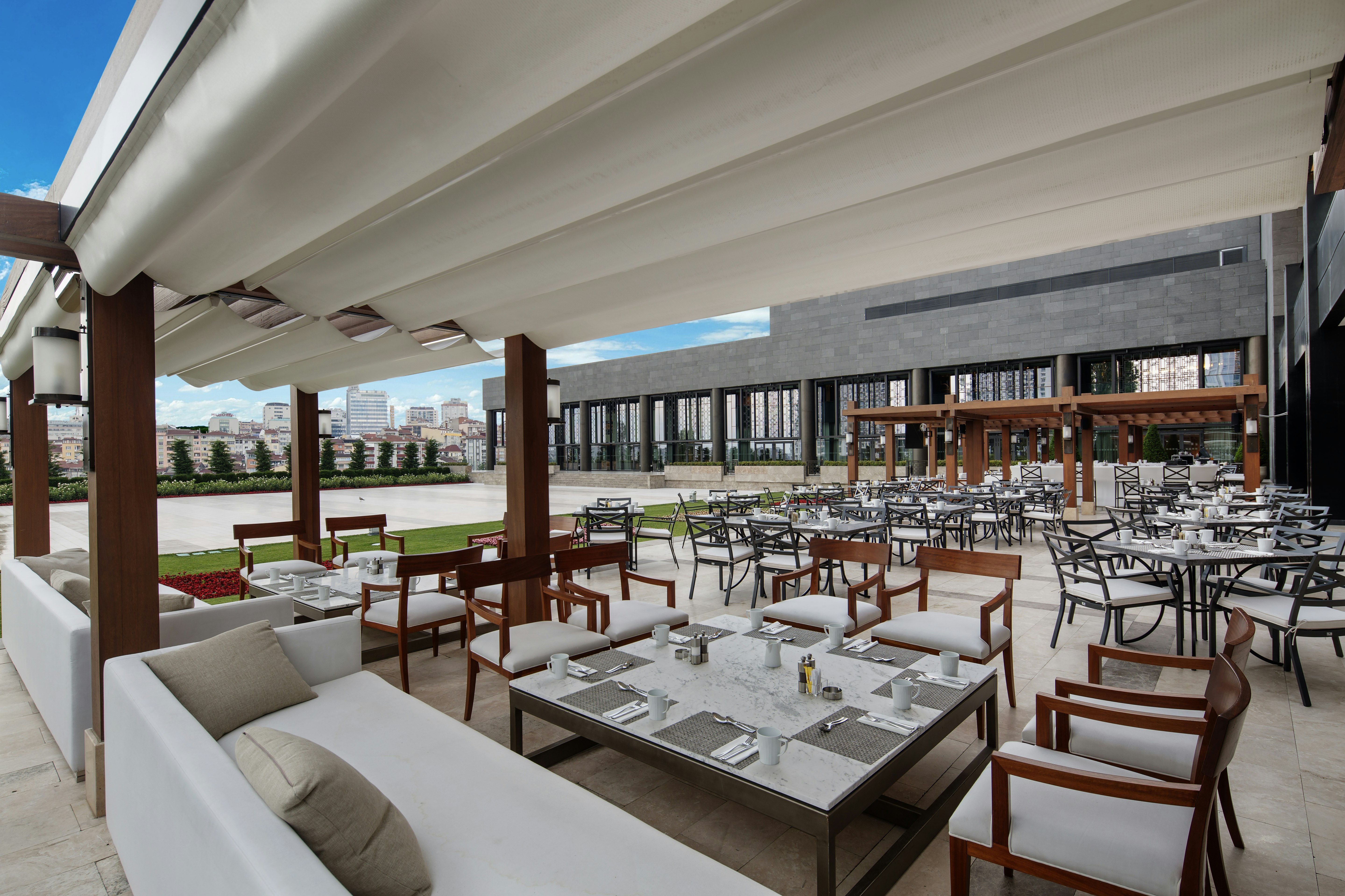 Hilton Istanbul Bomonti Hotel & Conference Center 65/91