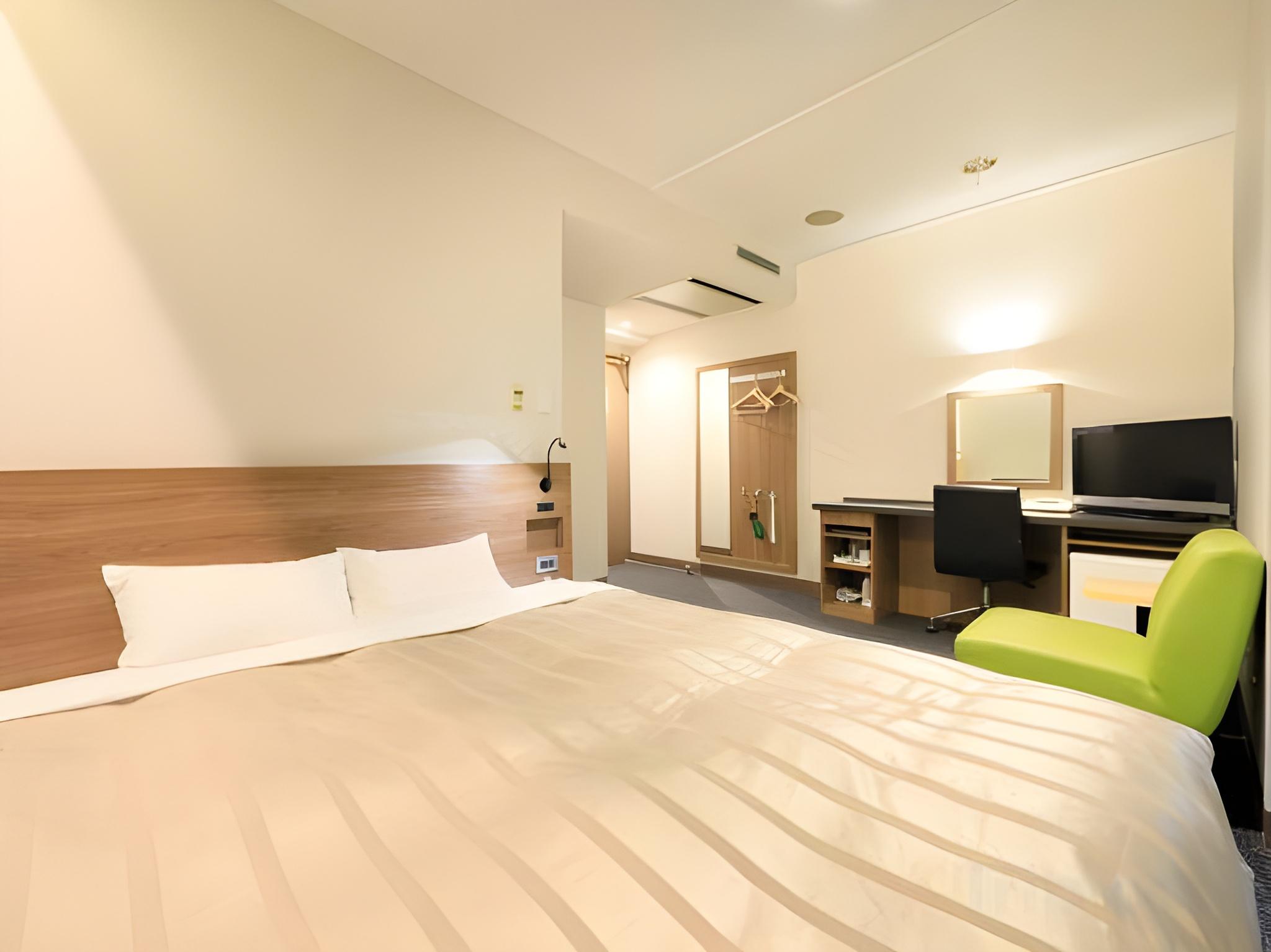 Room, King Bed, New Building, Smoking