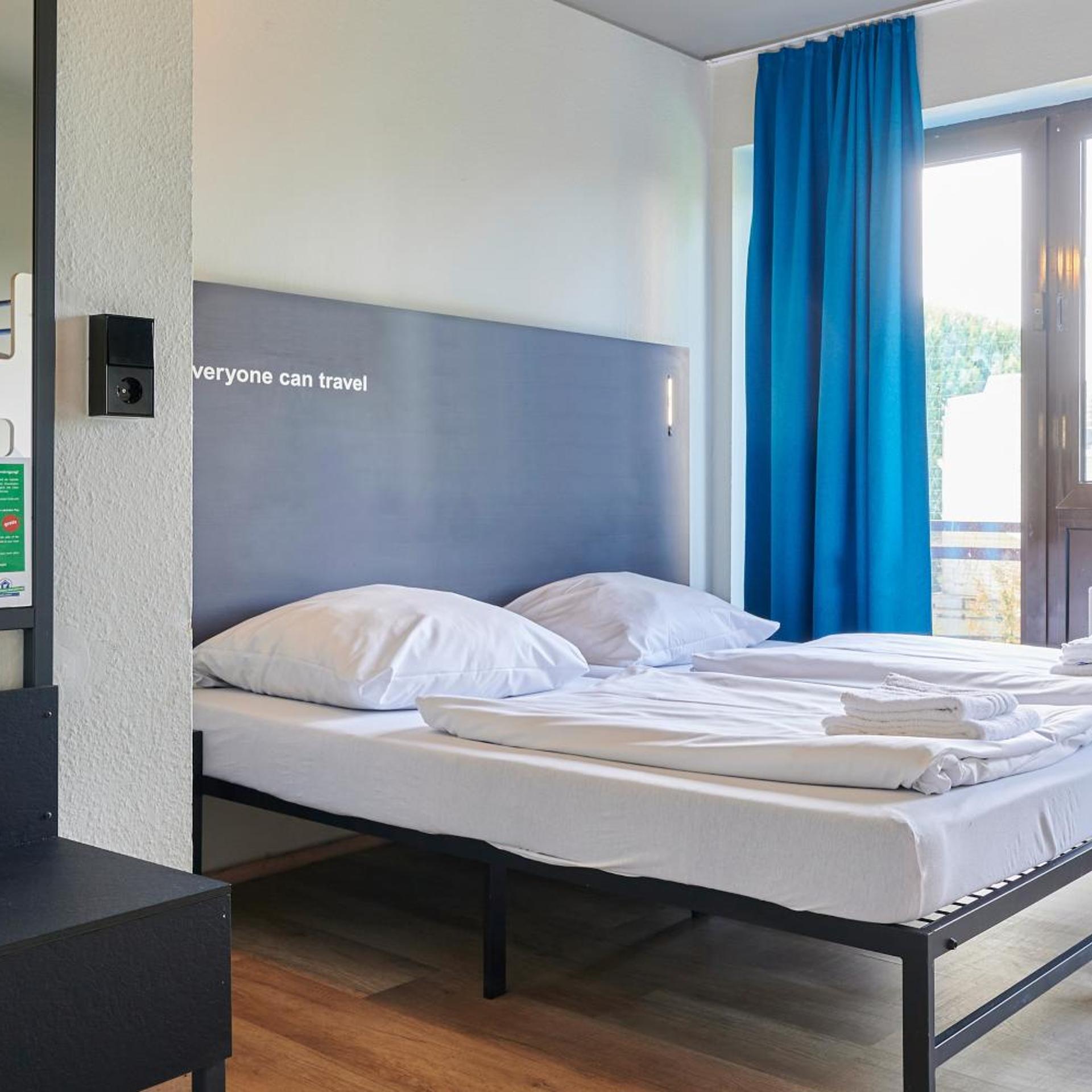 غرفة رباعية بسرير فردي، a&o Hamburg Reeperbahn 4/9