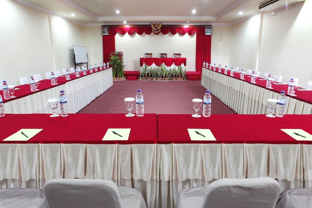 LOMBOK GARDEN HOTEL 60/70