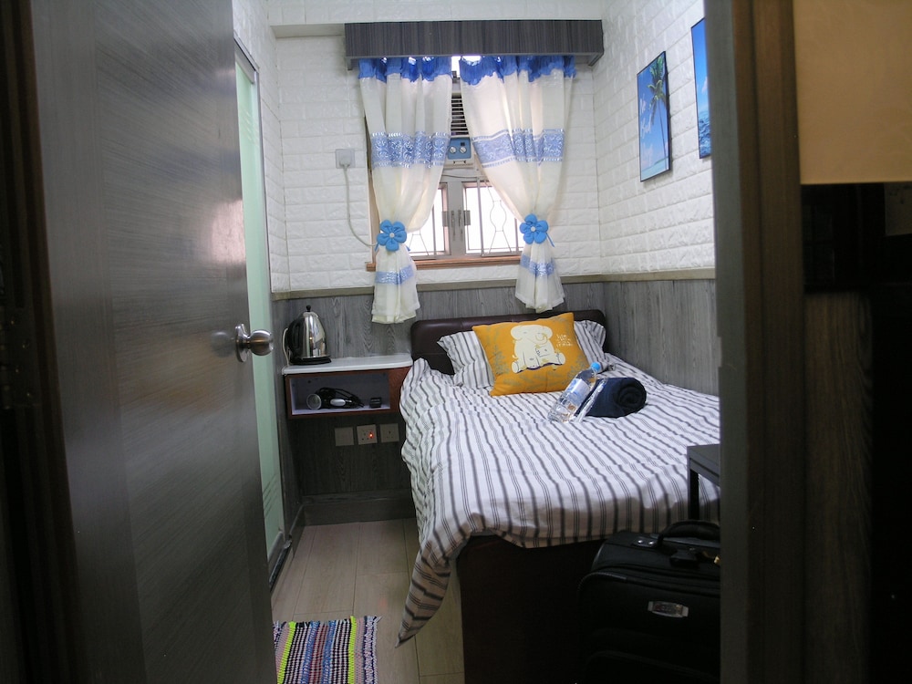 Majestic 7 Guest House 55/66