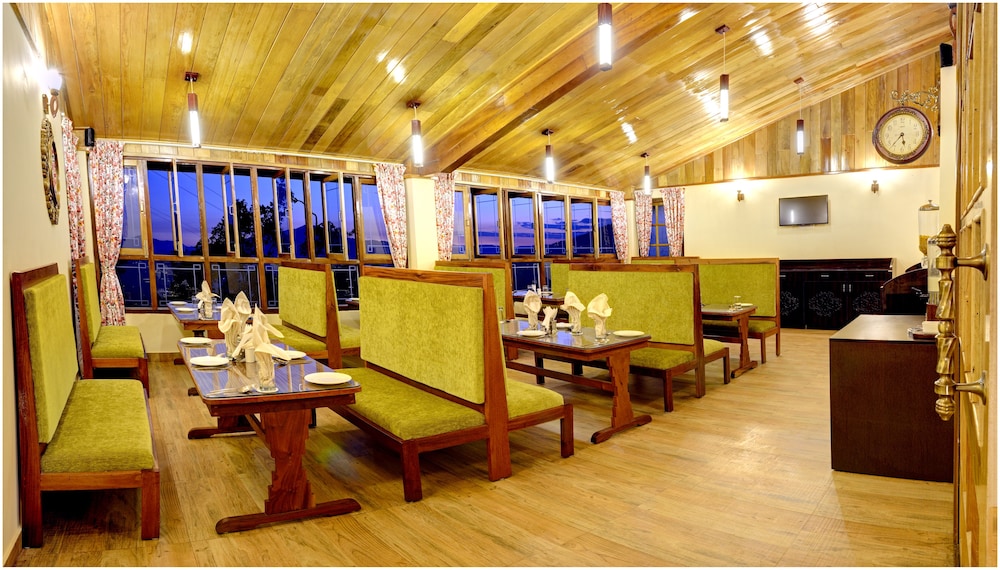 Summit Namnang Courtyard and Spa 56/59