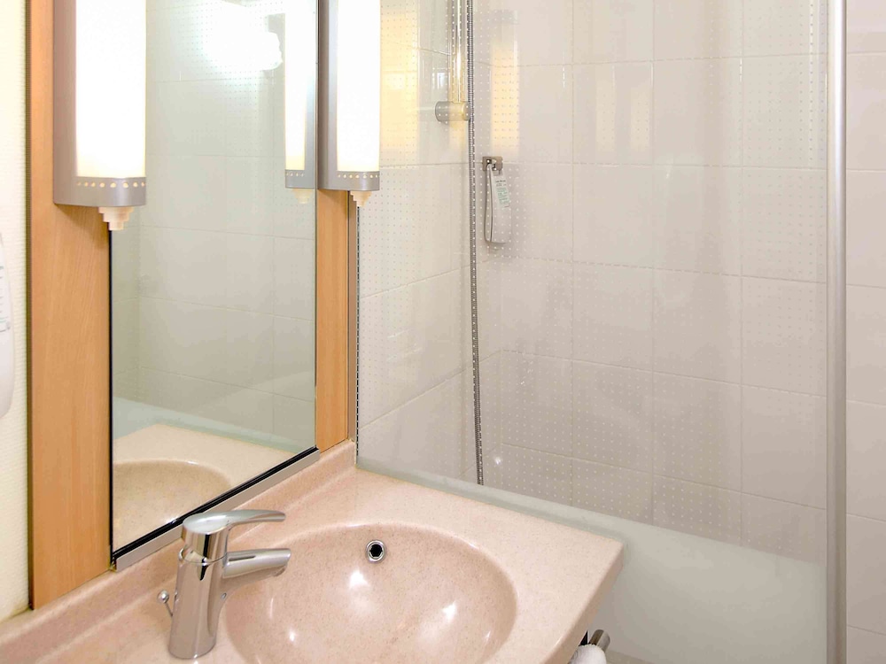 Ibis Paris Porte dItalie 19/72