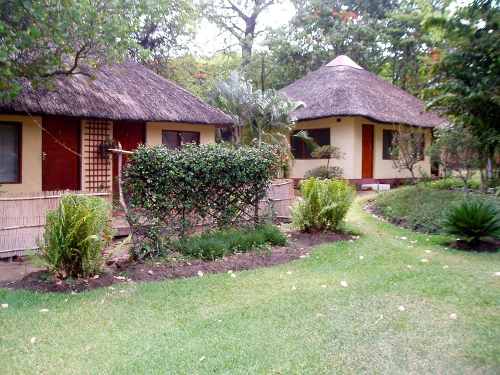 Nkhudzi Lodge 33/50