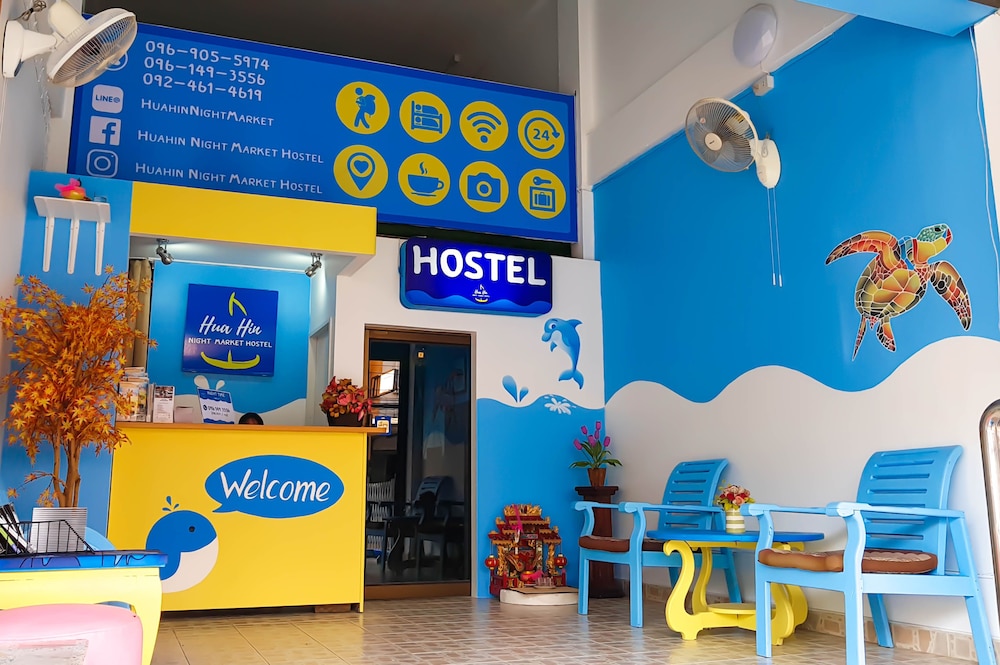 Hua Hin Night Market Hostel 60/64
