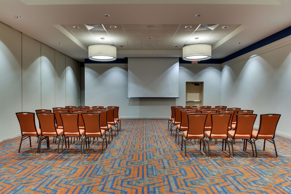 Drury Inn & Suites Knoxville West 57/67