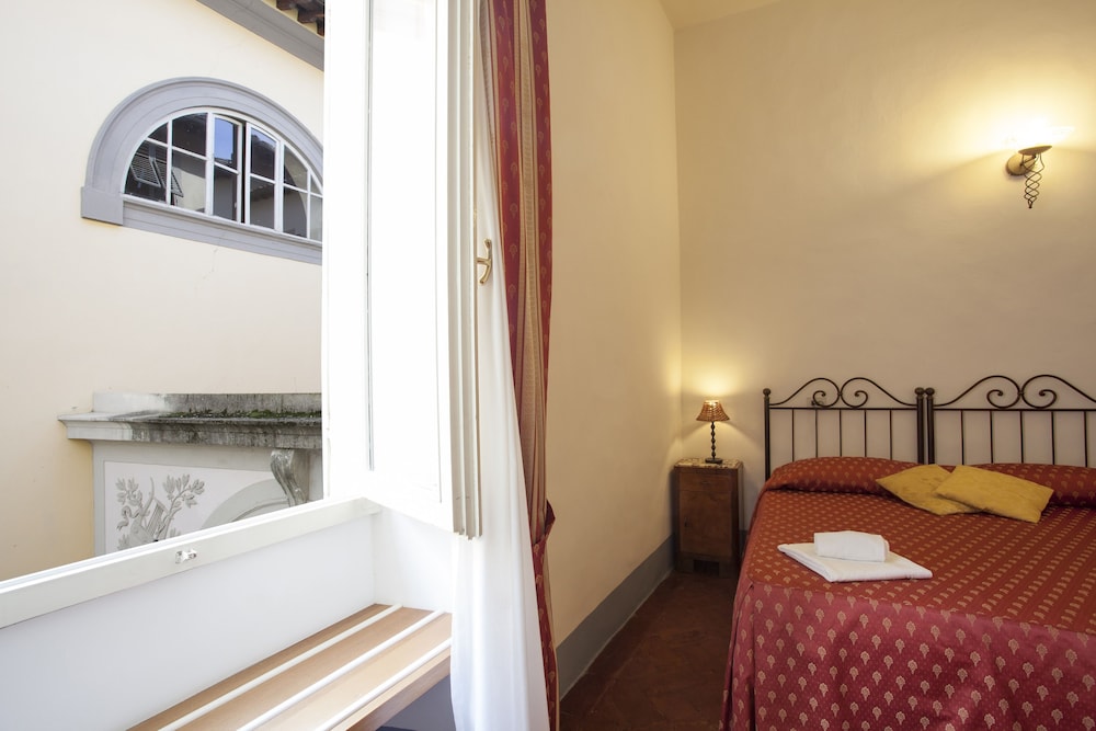 Home in Florence B&B 16/45