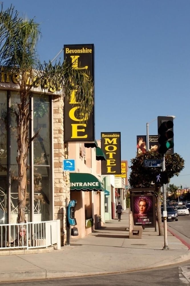 LYFE INN & SUITES by AGA - Beverly Hills 5/57