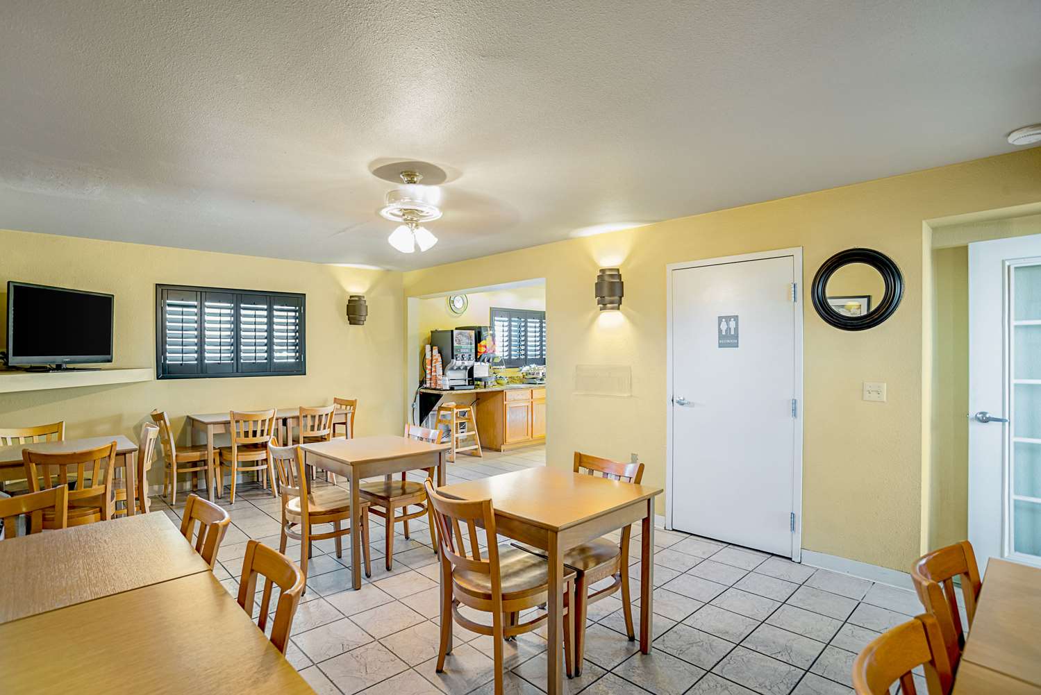 Quality Inn & Suites Phoenix NW - Sun City 7/18
