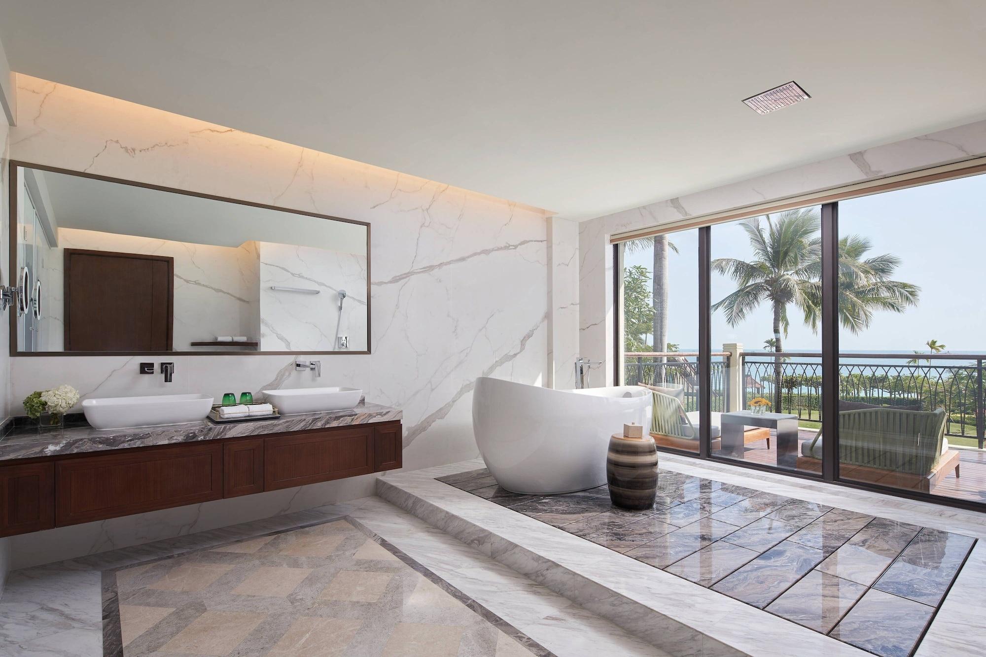 فيلا بـ3 غرف نوم بمسبح خاص، Marriott Yalong Bay 4/4