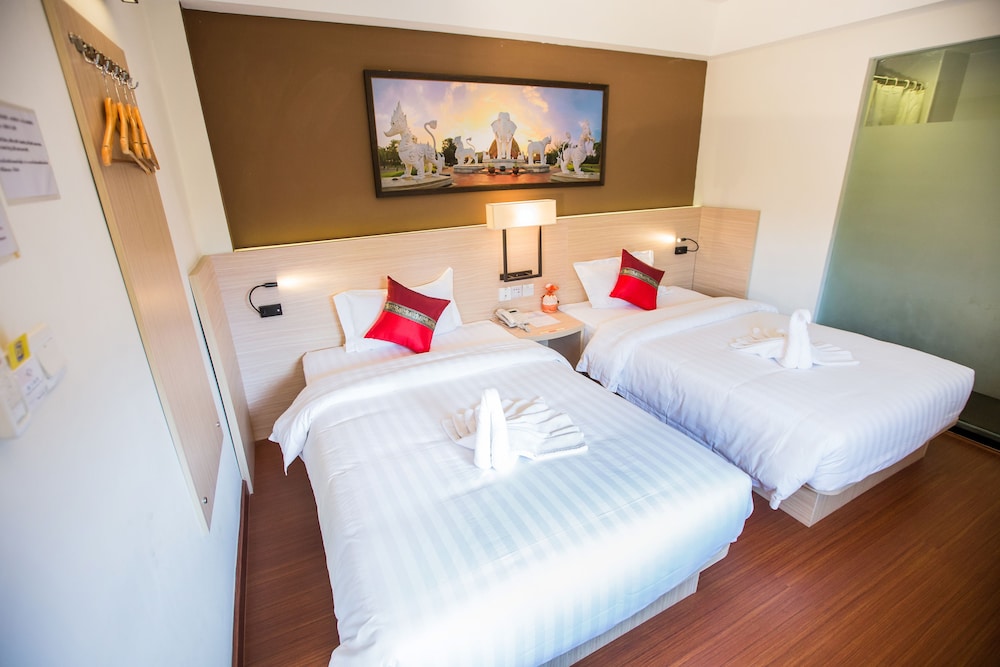 CHIANG ROI 7 DAYS INN 31/51