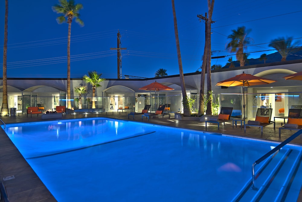 The Palm Springs Hotel 3/53