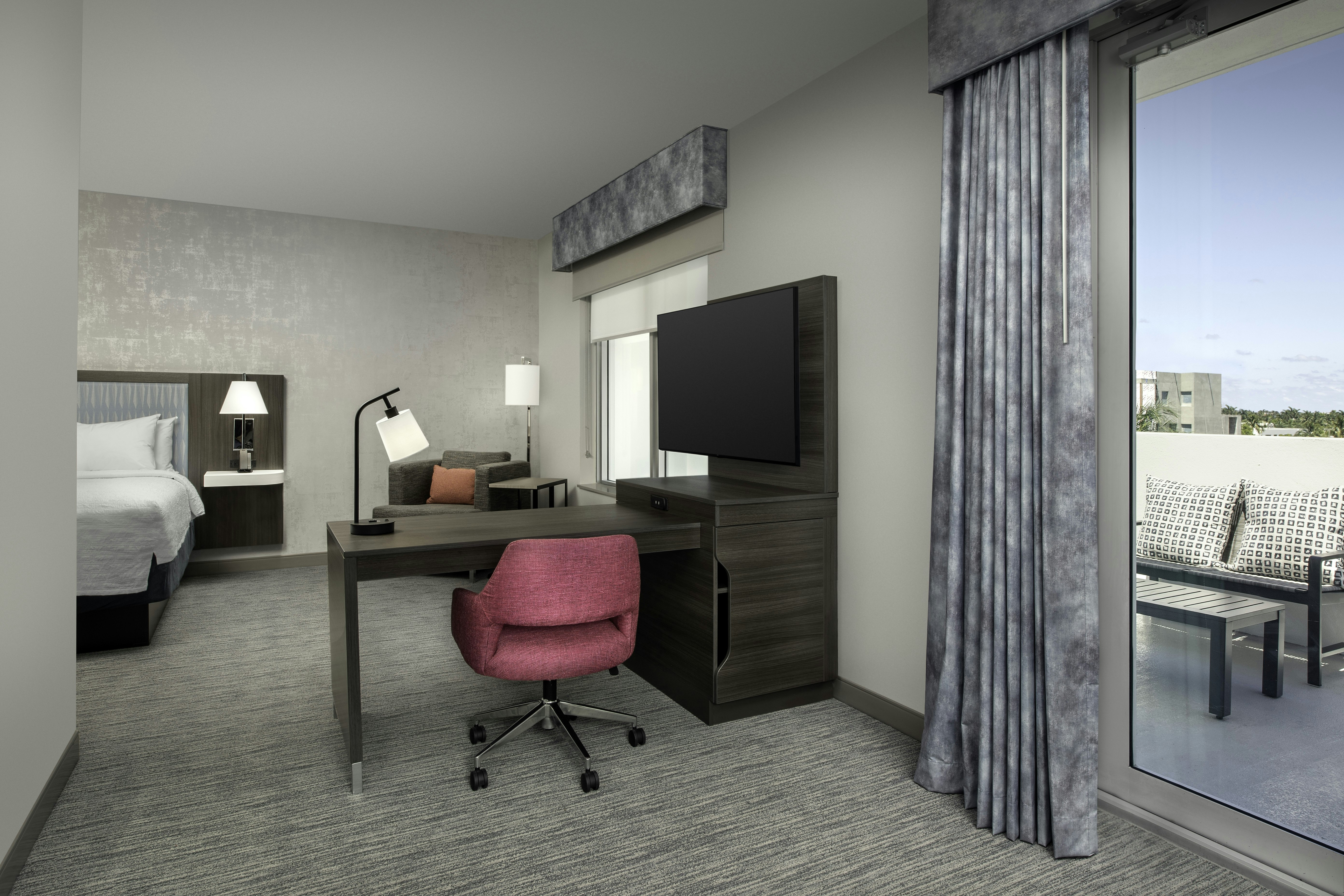 Hampton Inn Delray Beach 23/28