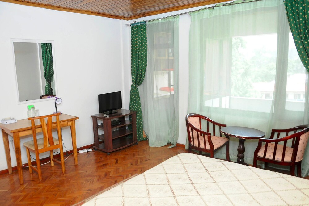 Yeka Guest House 23/36