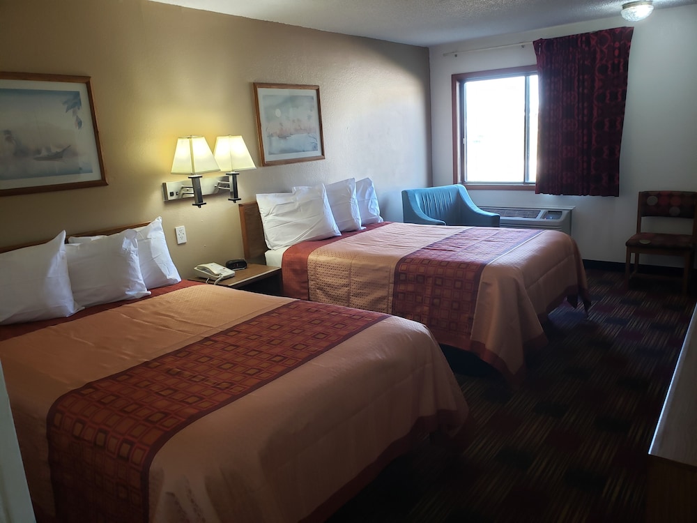 Americas Best Value Inn & Suites Harrisonville 10/33
