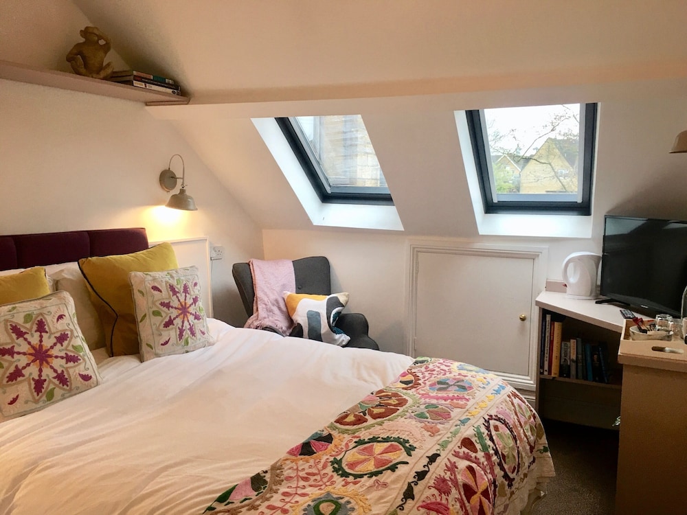 STANDARD, DOUBLE BED