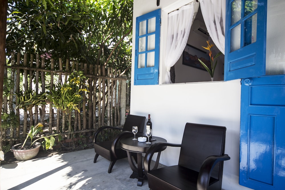 Cashew Tree Bungalow 48/65