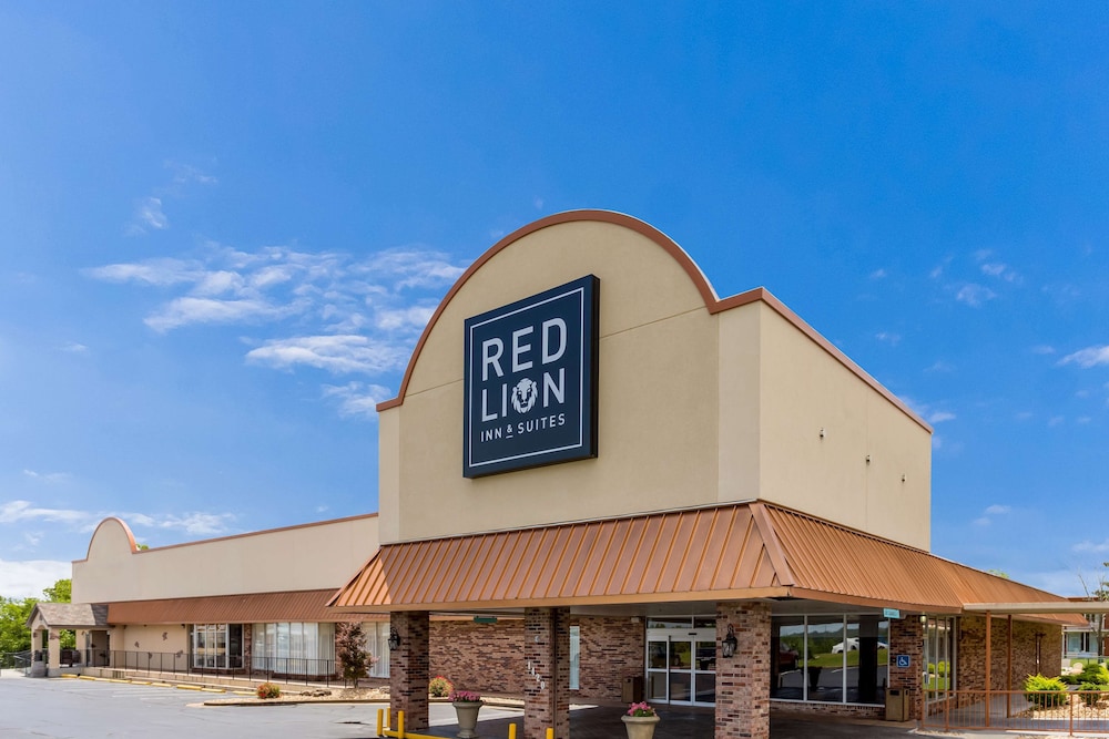 Red Lion Inn & Suites Branson — photo 4