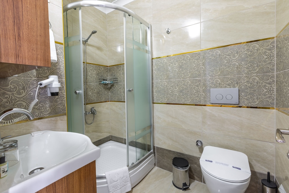 Alya Boutique Hotel 58/62