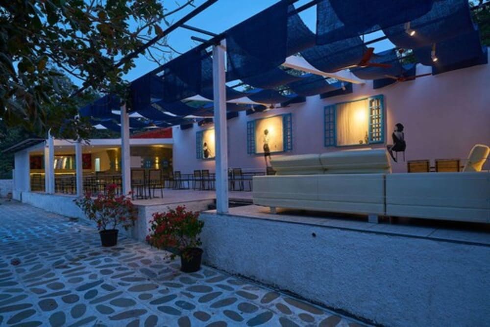 Blu Resorts 22/24