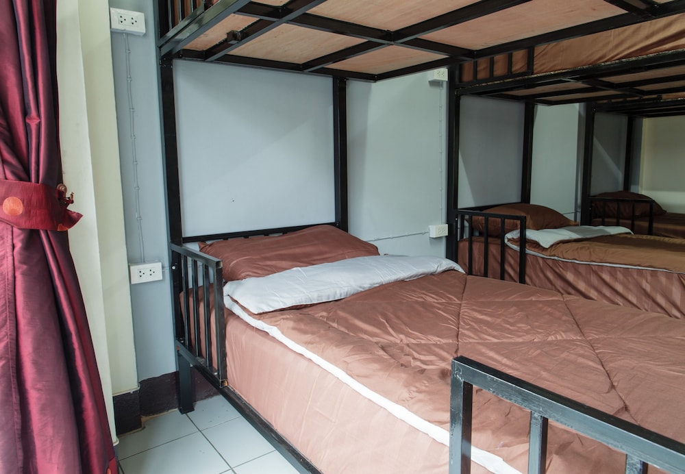 Starnong Café & Hostel 3/17