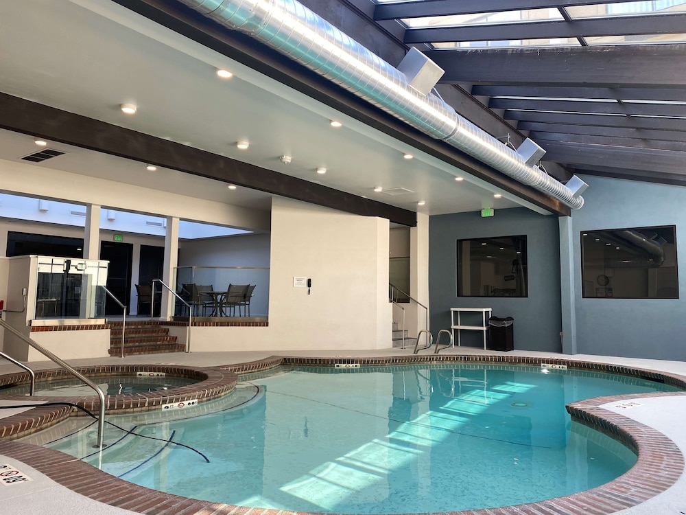 Best Western Seattle Airport Hotel 5/53