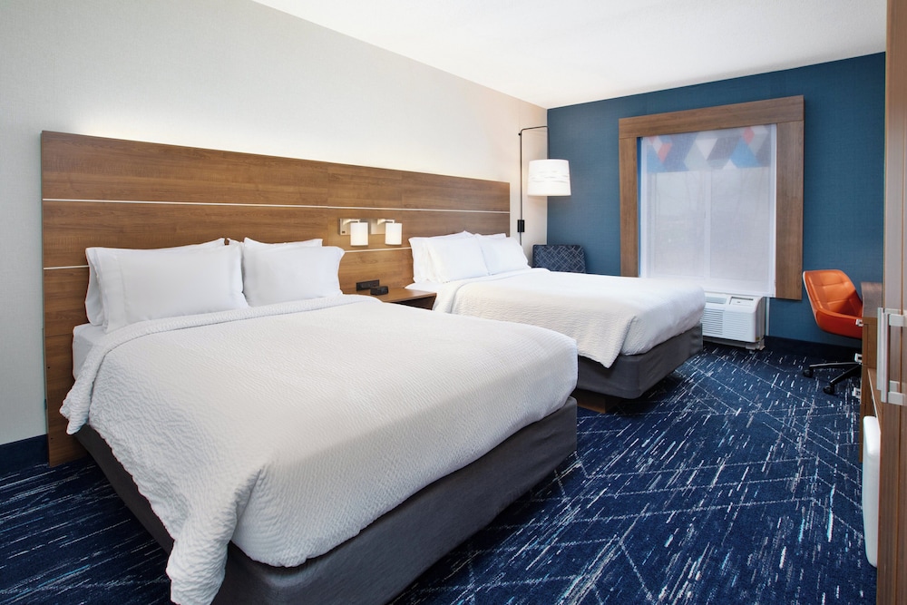 Holiday Inn Express Hotel Suites Auburn Hills 19/65