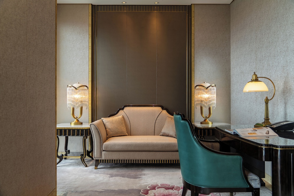 Wanda Reign Chengdu 28/45
