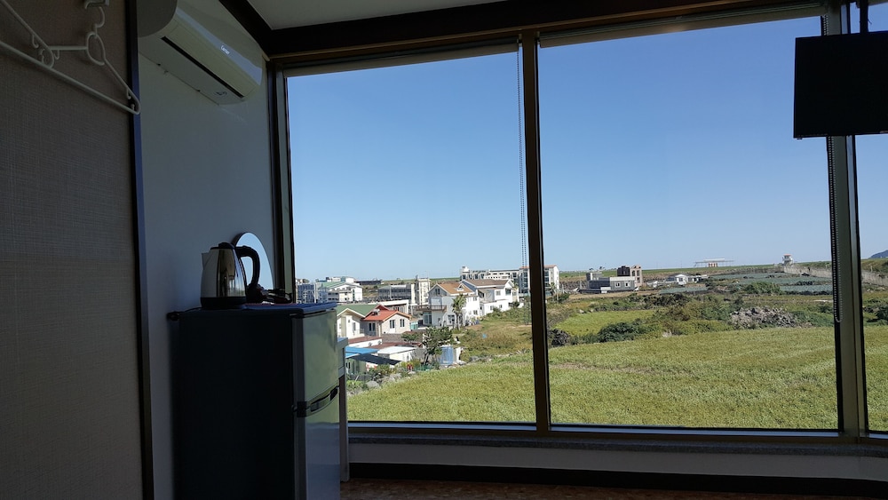 Jeju Miracle Guest House 59/60