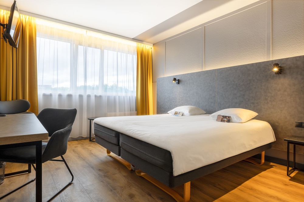 Metropol Hotel 26/59