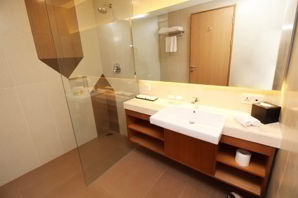 Swiss-Belhotel Pondok Indah 30/69