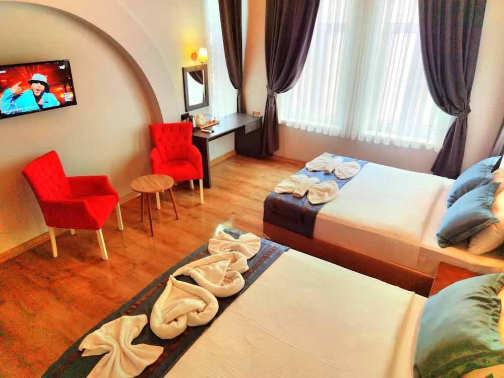 The Independent Hotel Taksim 10/36