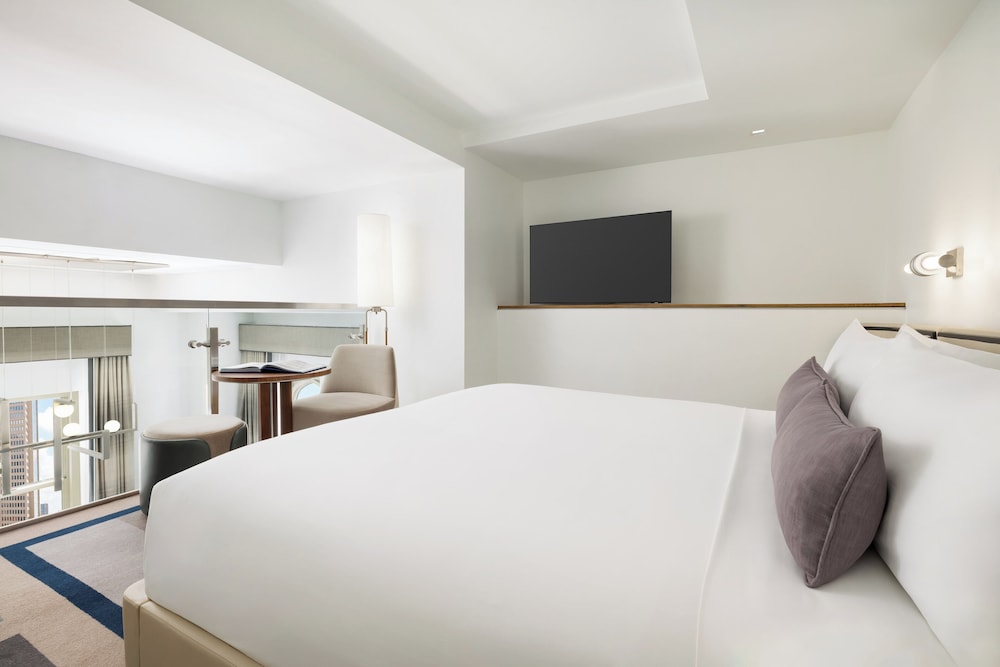 Loft, Suite, King Bed