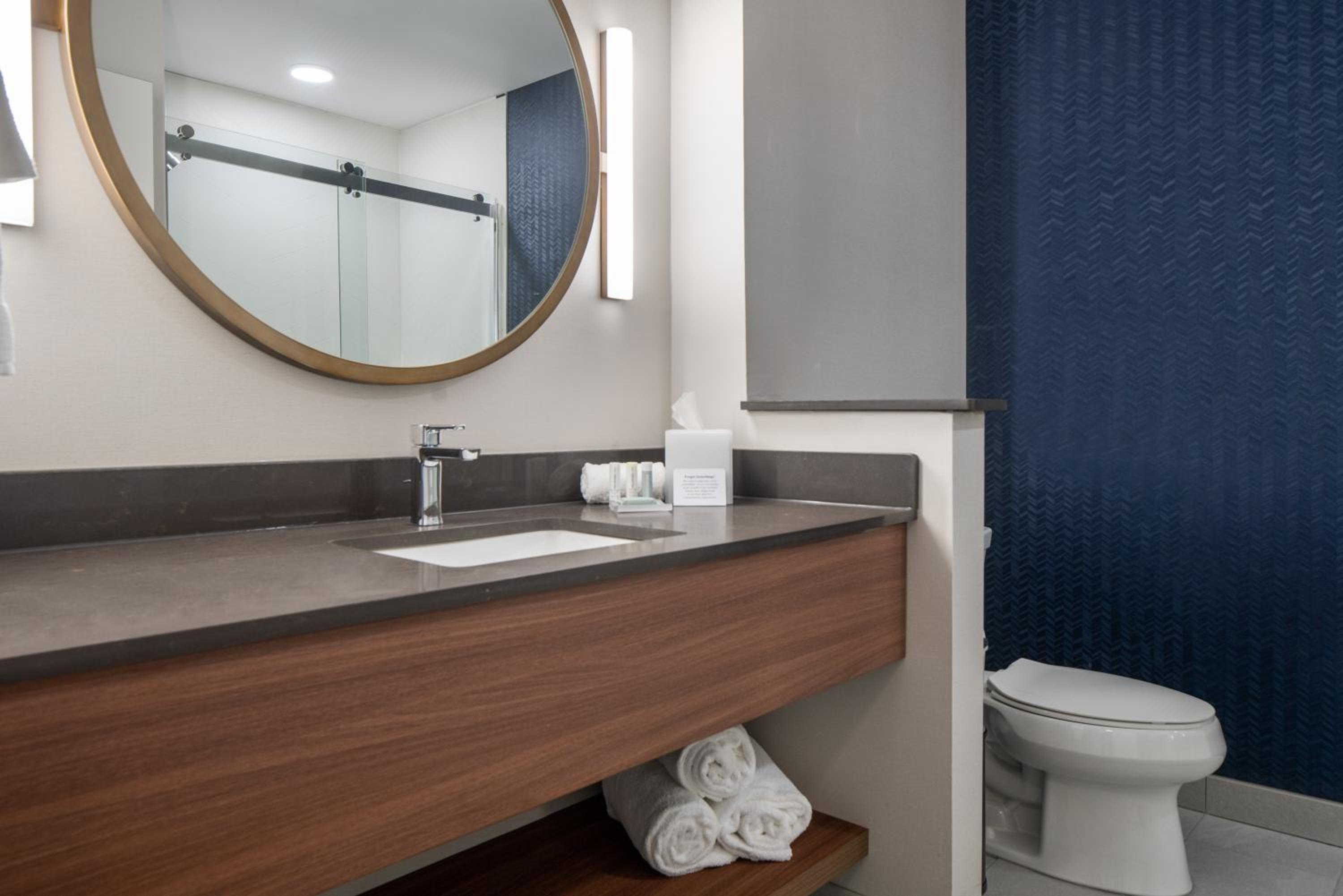 Fairfield Inn & Suites by Marriott Ashtabula 29/32