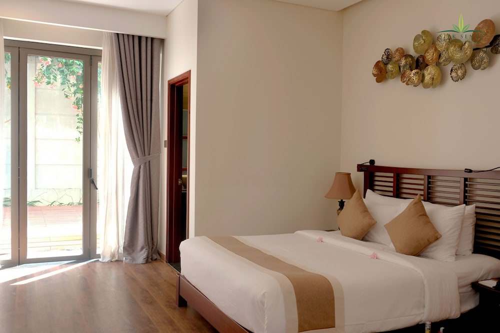 Silk Sense Hoi An River Resort 22/88