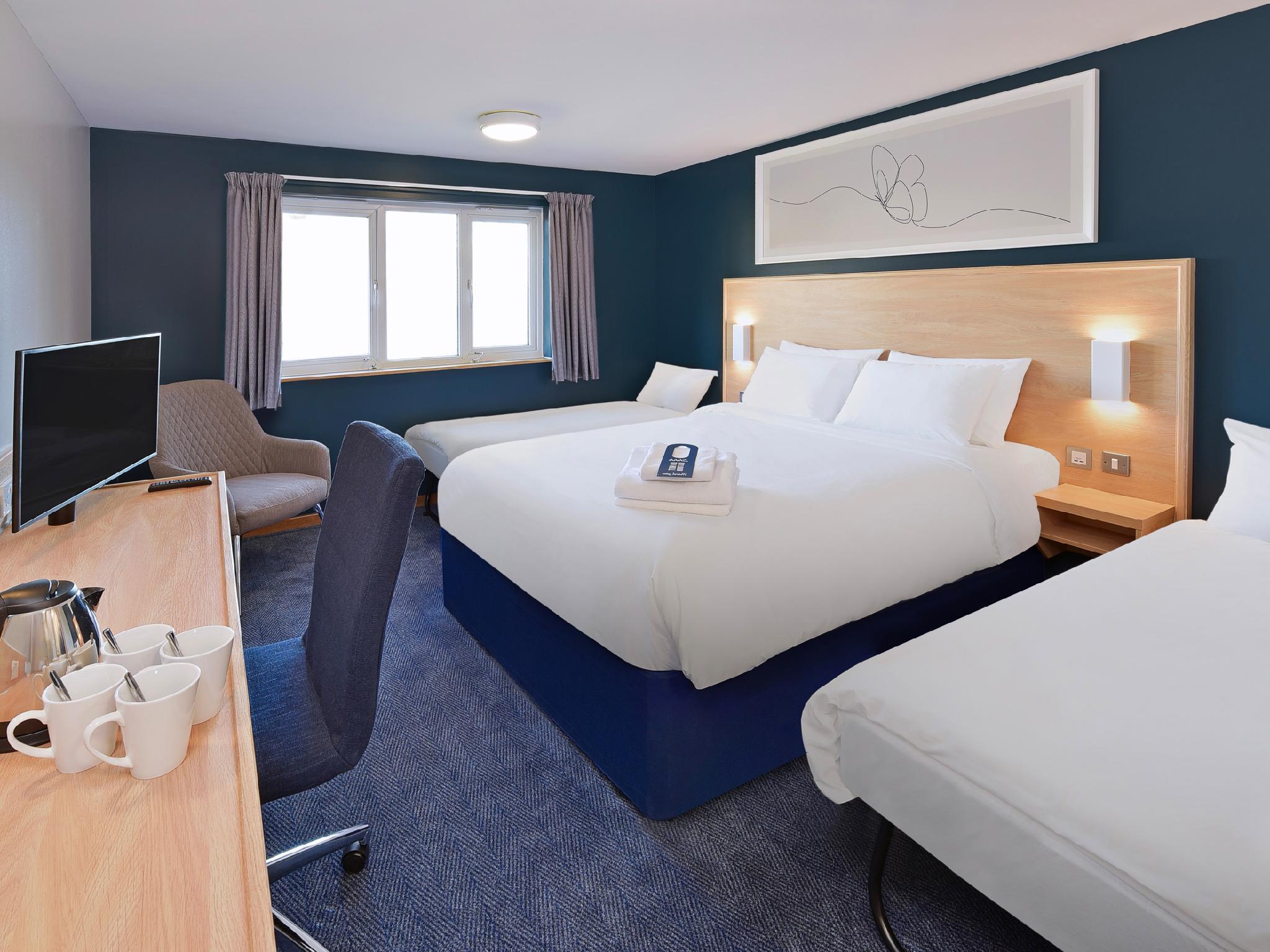 Travelodge Swansea Central 18/54