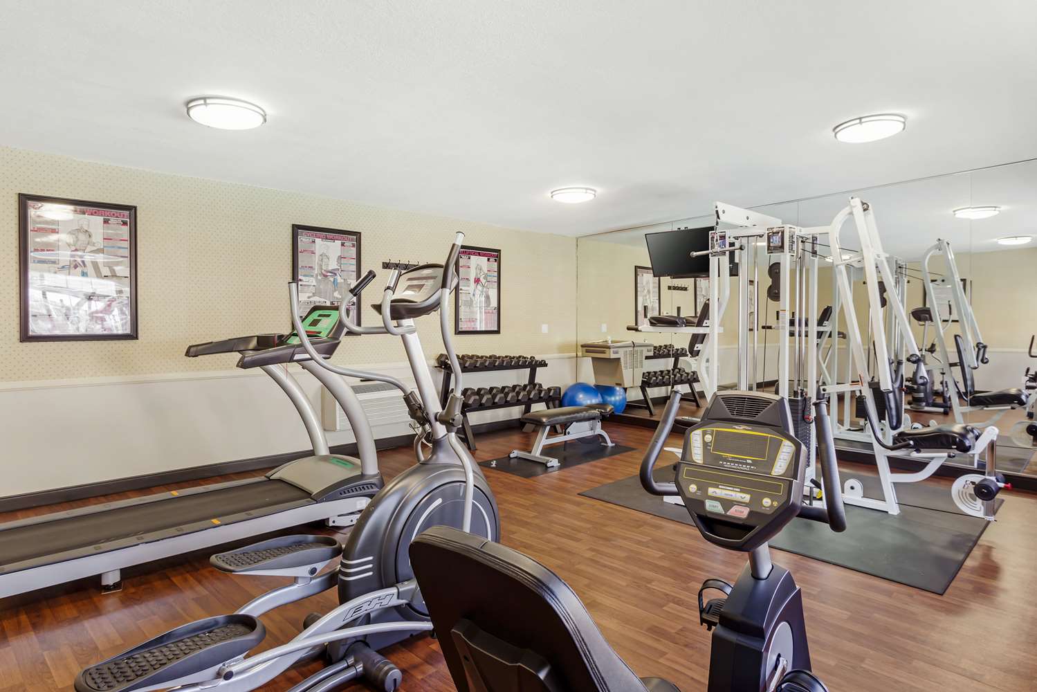 Best Western China Lake Inn 12/24