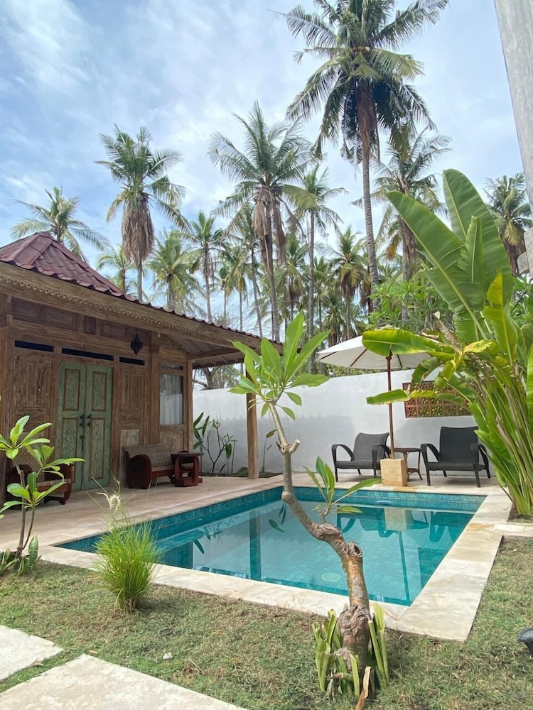 Villa Coco Republic 62/67