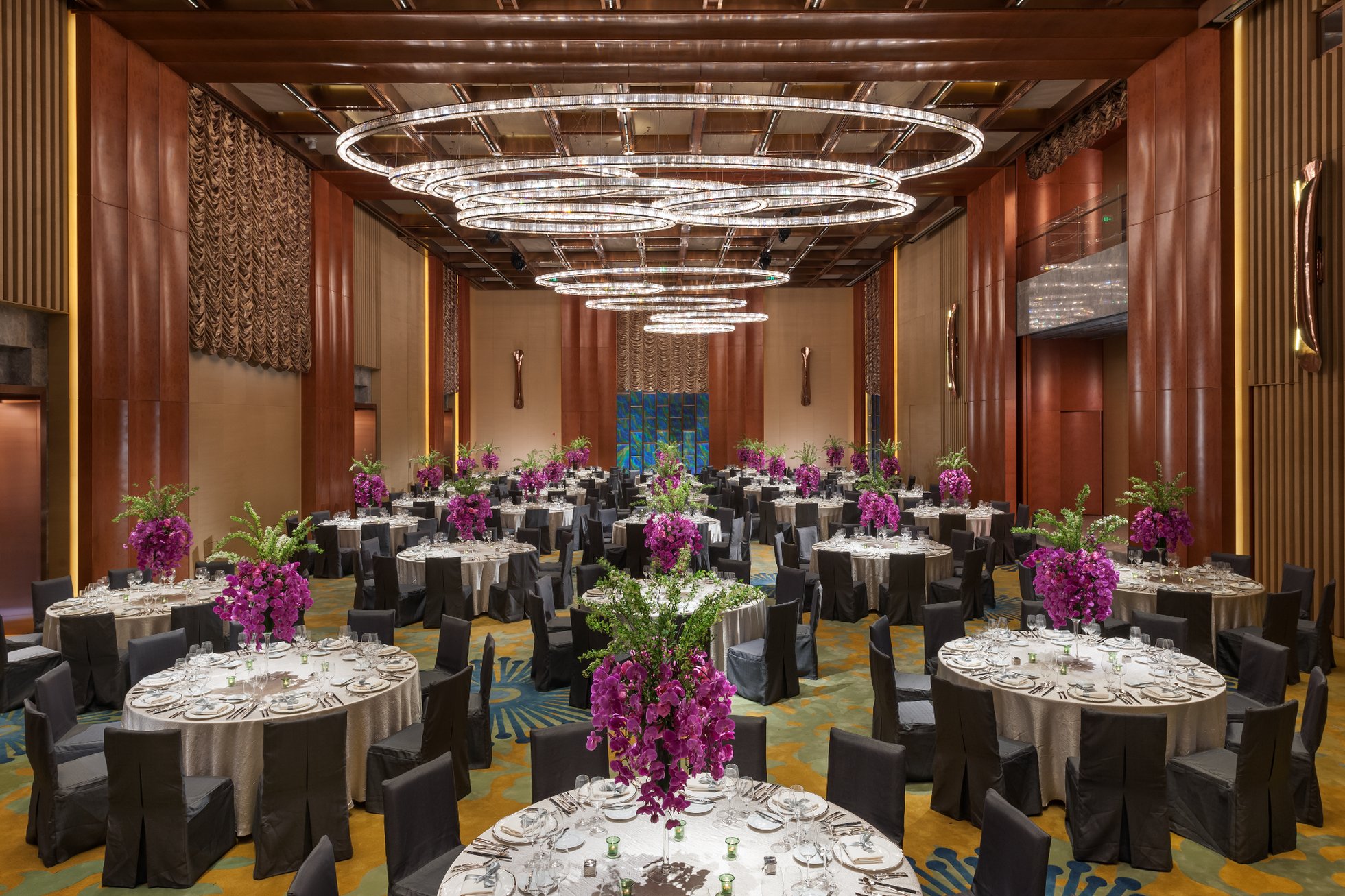 Mandarin Oriental Shanghai 60/78