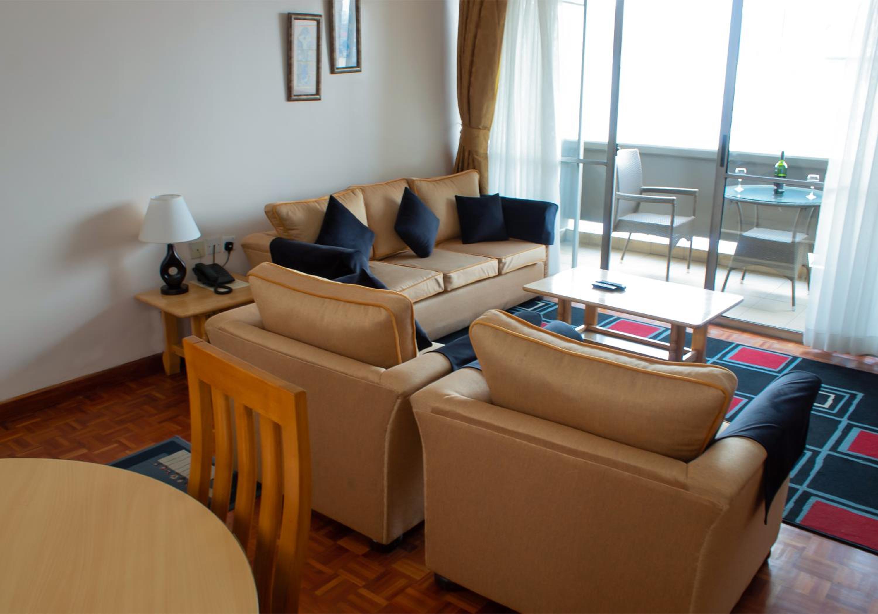 JAMBO CHESTER HOTEL AND SUITES 13/21