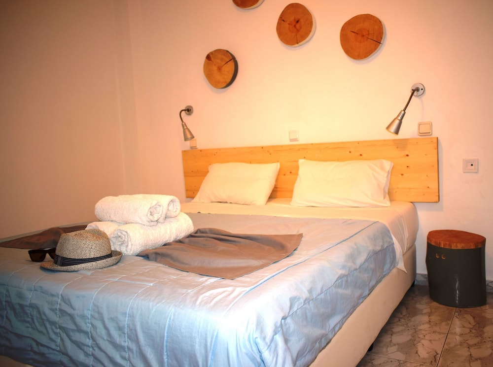 ECONOMY, APARTMENT