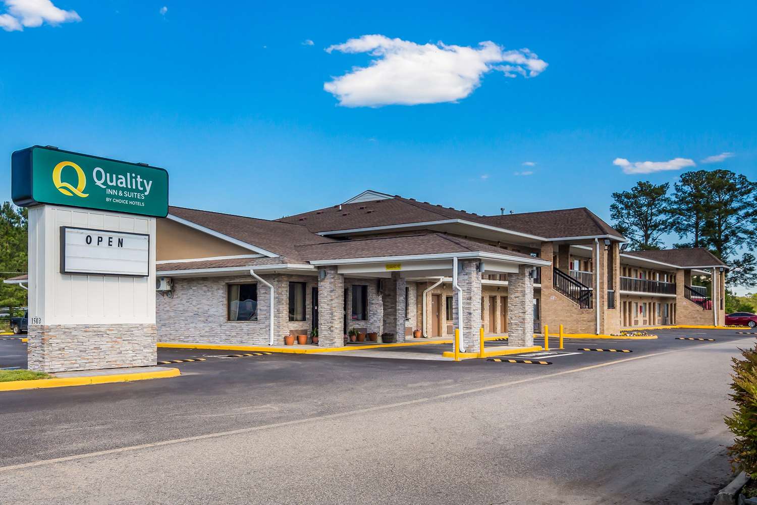 Quality Inn and Suites Suffolk 1/43