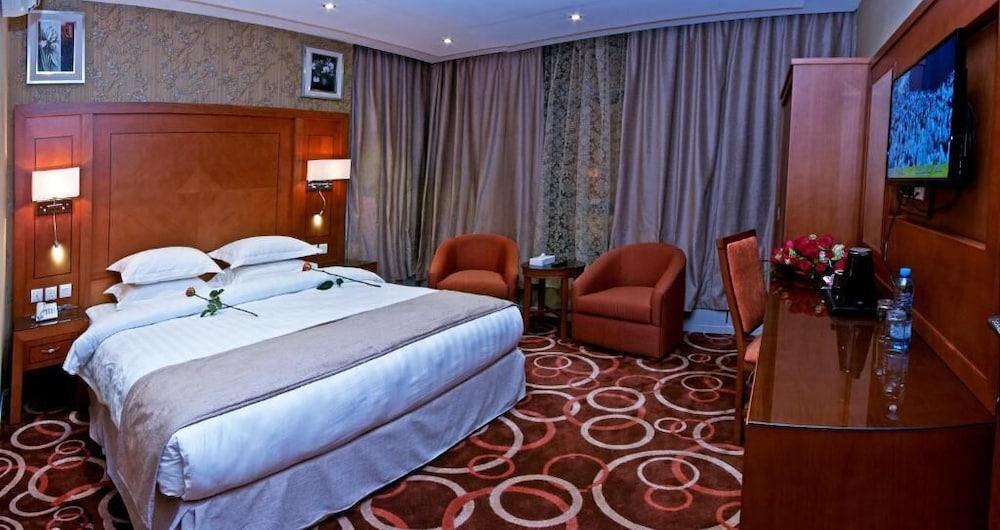 فندق أوزون(Ozone hotel) 10/21