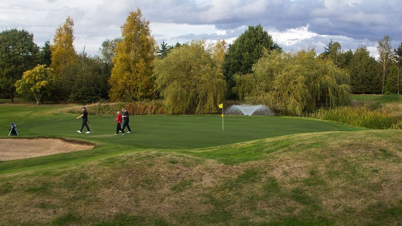 Essex Golf & Country Club 21/37